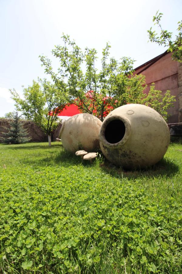 Mardoyan'S Guest House Gavar Exterior photo