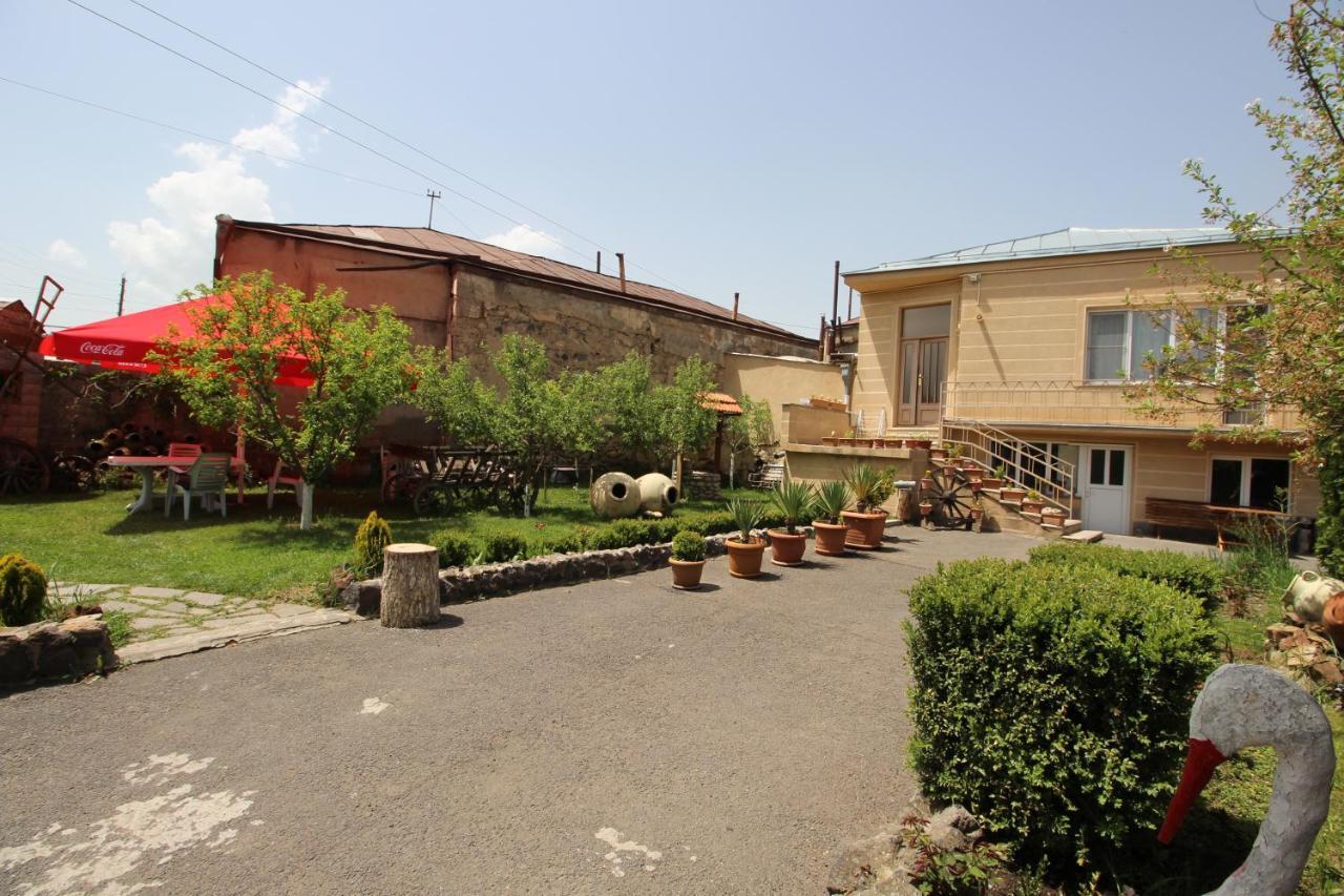 Mardoyan'S Guest House Gavar Exterior photo