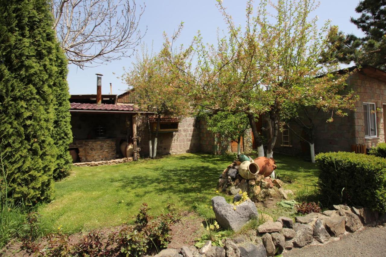 Mardoyan'S Guest House Gavar Exterior photo
