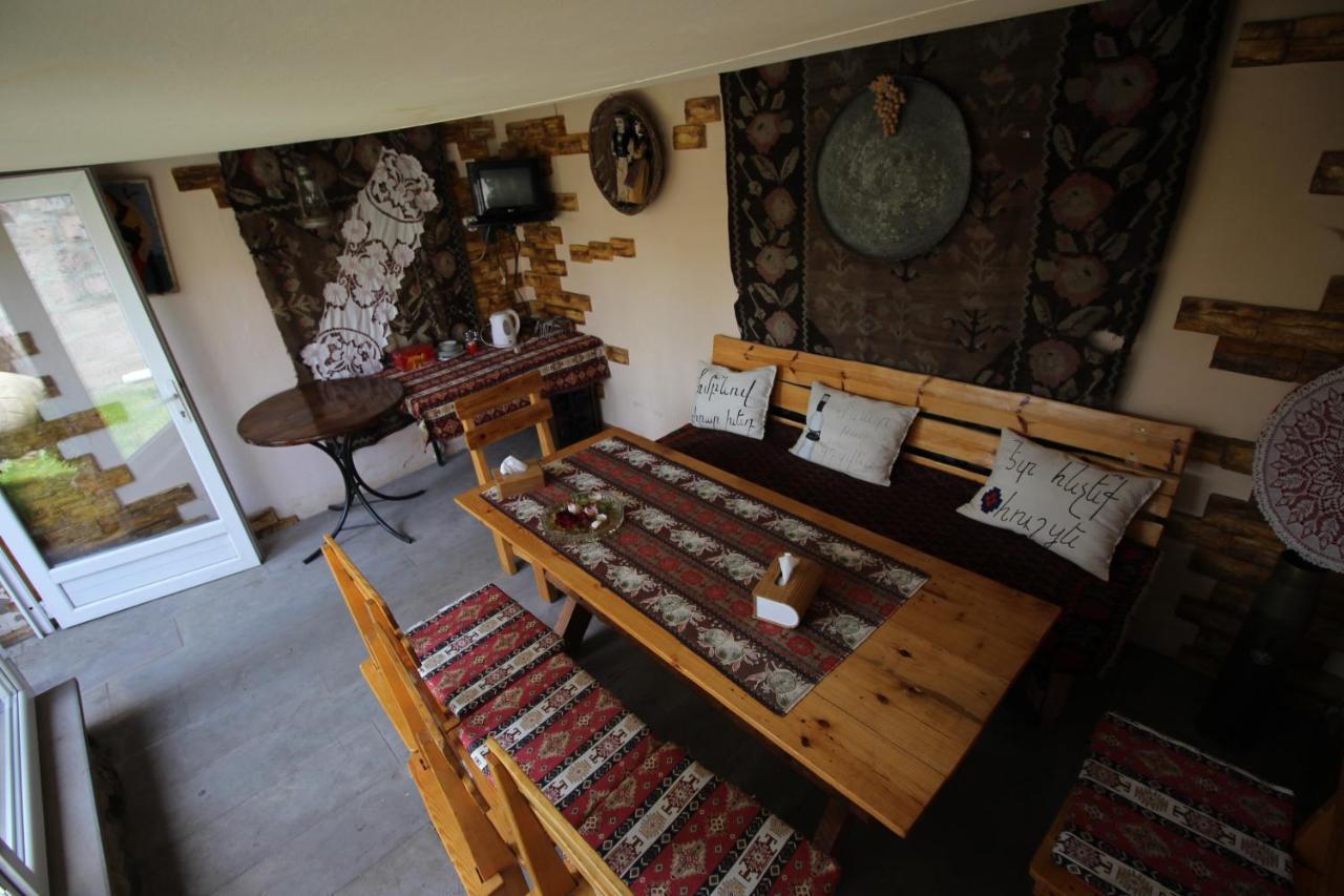Mardoyan'S Guest House Gavar Exterior photo