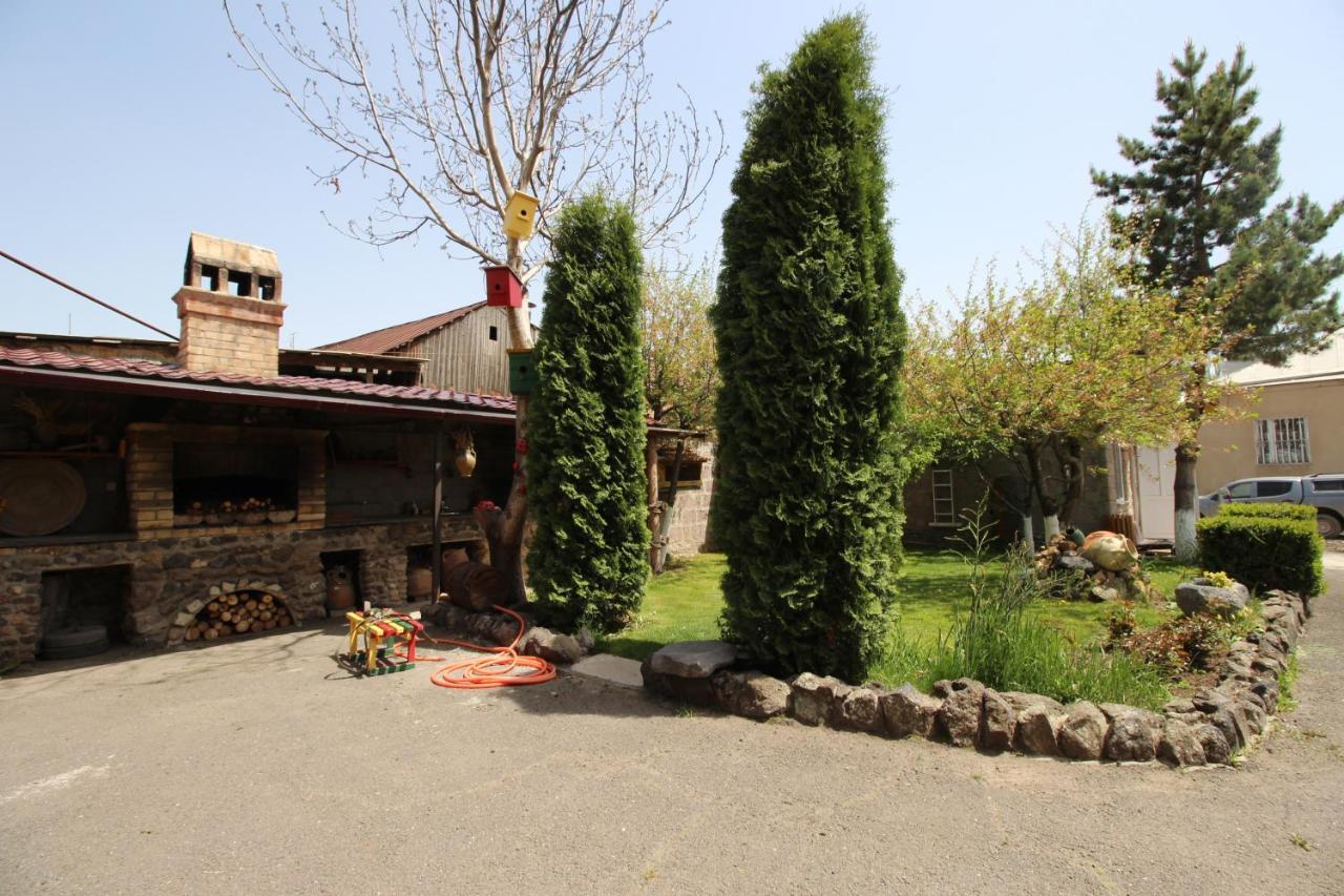 Mardoyan'S Guest House Gavar Exterior photo